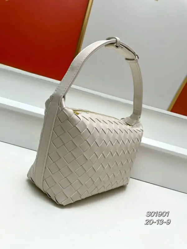 bottega veneta bv aaa qualite sac a main  pour femme s_12676321